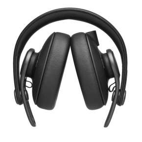 AKG K 371