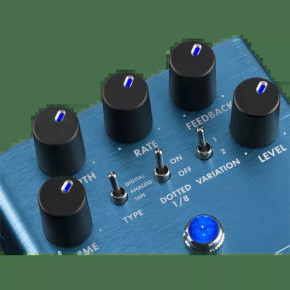 Fender Mirror Image Delay Pedal