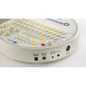 Suzuki OM-108 Omnichord Suzuki OM-108 Omnichord