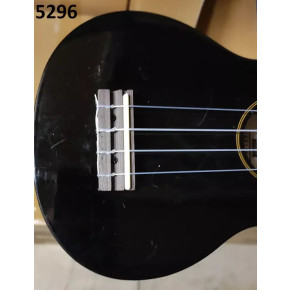 Ashton UKE 110 - kosmetické vady Ashton UKE 110 - kosmetické vady