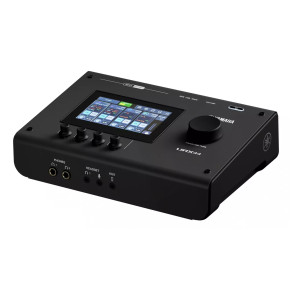 Yamaha URX44 Black